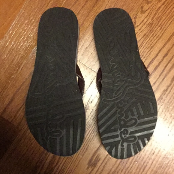 Henri Bendel flip flops - Picture 3 of 3